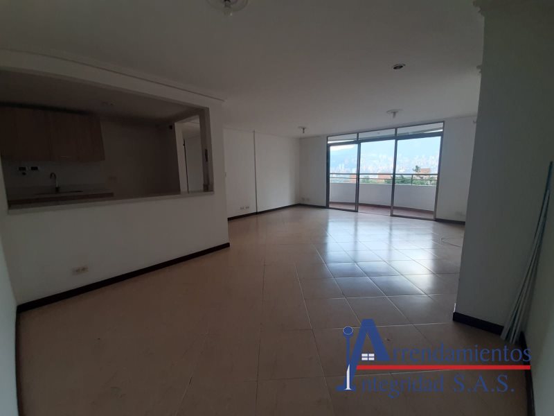 Apartamento en Arriendo en Loma De Los Bernal